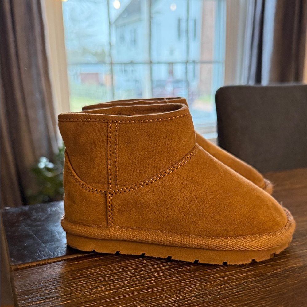 GAP Tan Kids Boots